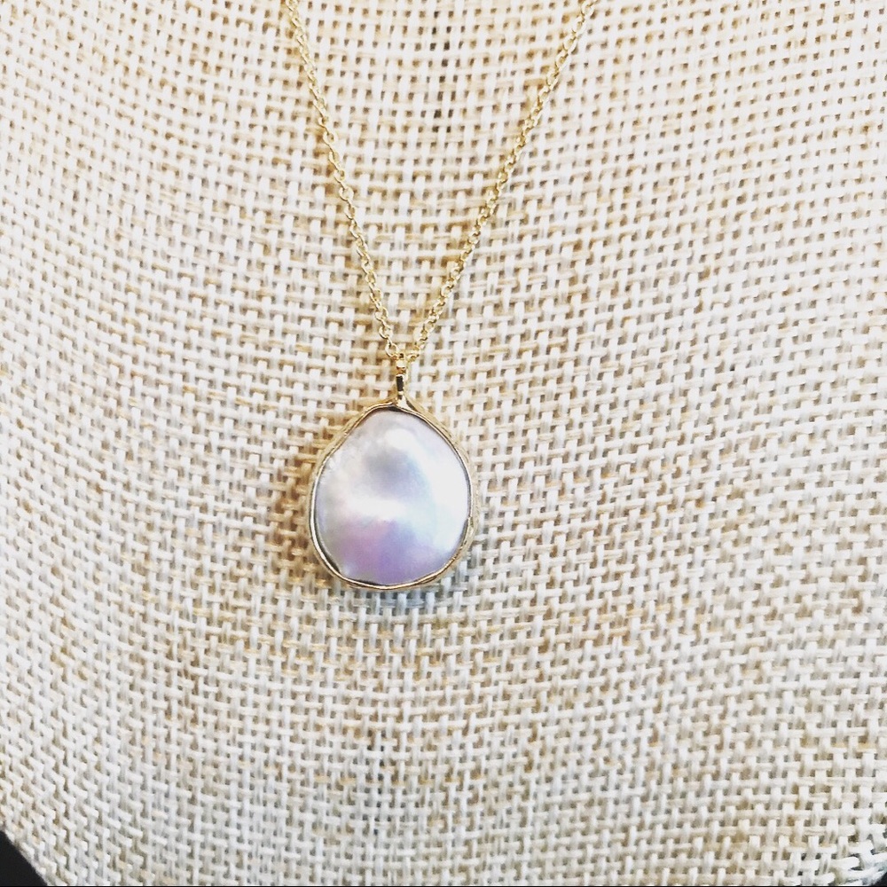 SOLD OUT NEW Dainty 16K Gold Coin Pearl Necklace - Picture 2 of 7